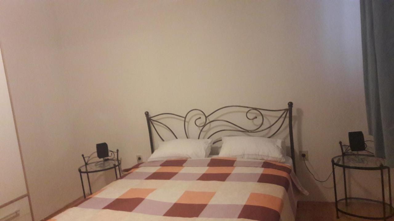 Piranhe Apartment